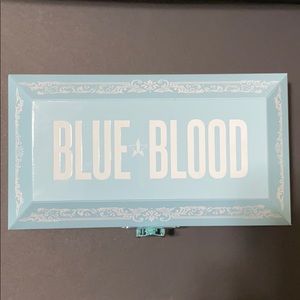 Jeffree star blue blood palette